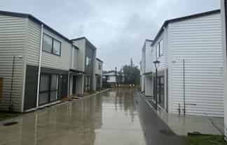 15 Matukutureia Lane, Manurewa