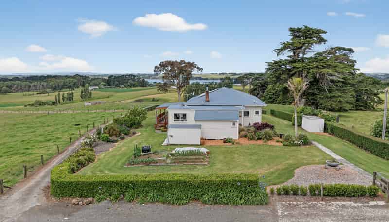 722 Awhitu Road, Waiuku
