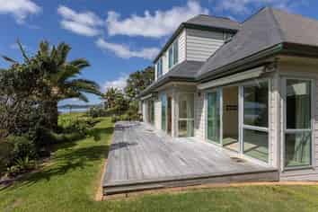 1/413 Hibiscus Coast Highway, Orewa