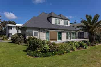 1/413 Hibiscus Coast Highway, Orewa