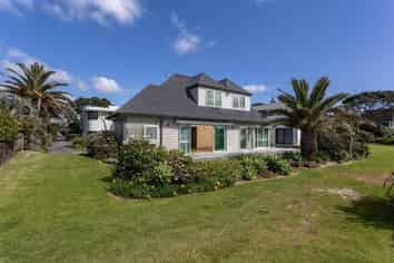 1/413 Hibiscus Coast Highway, Orewa