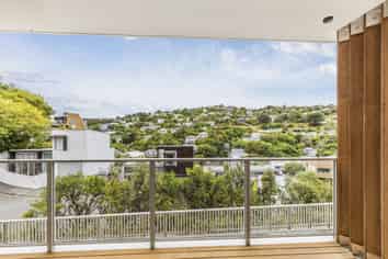 4/63 Tiketike Way, Brooklyn