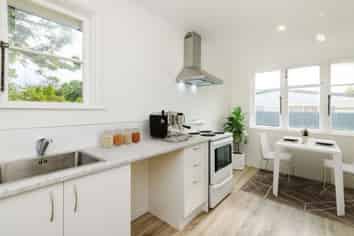 19A Clyde Crescent, Roslyn