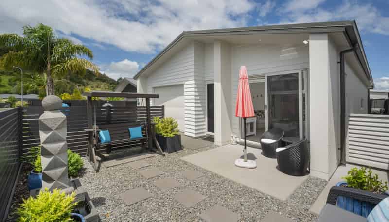 37 St Pauls Drive, Brookfield