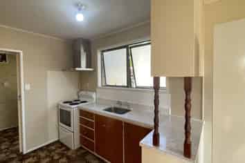 39 Pemberton Ave, Bayview