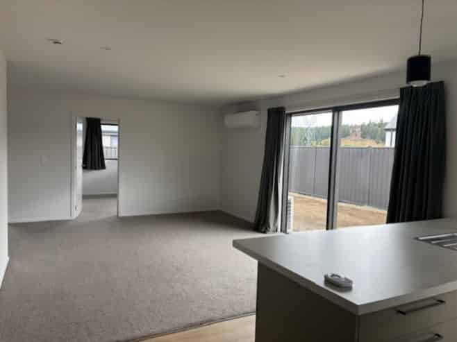 10 Stebbing Way, Alexandra