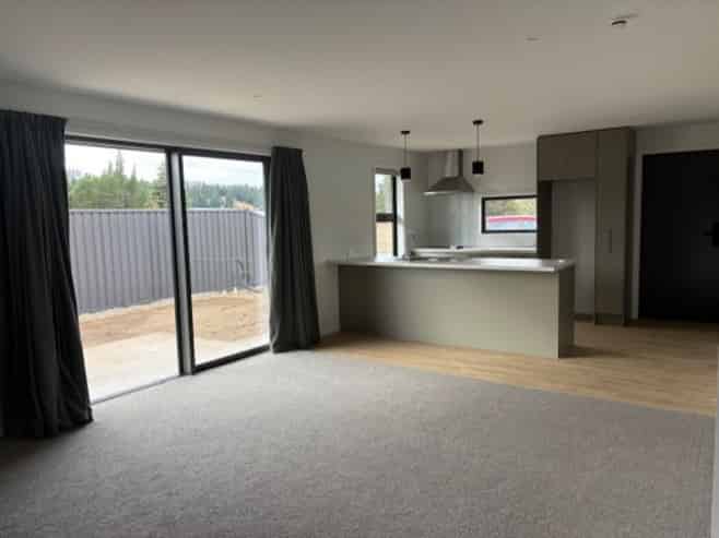 10 Stebbing Way, Alexandra