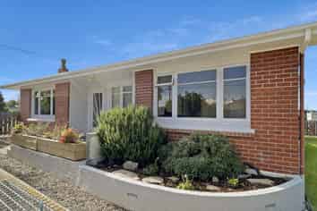 27 Dungannon Street, Ranfurly