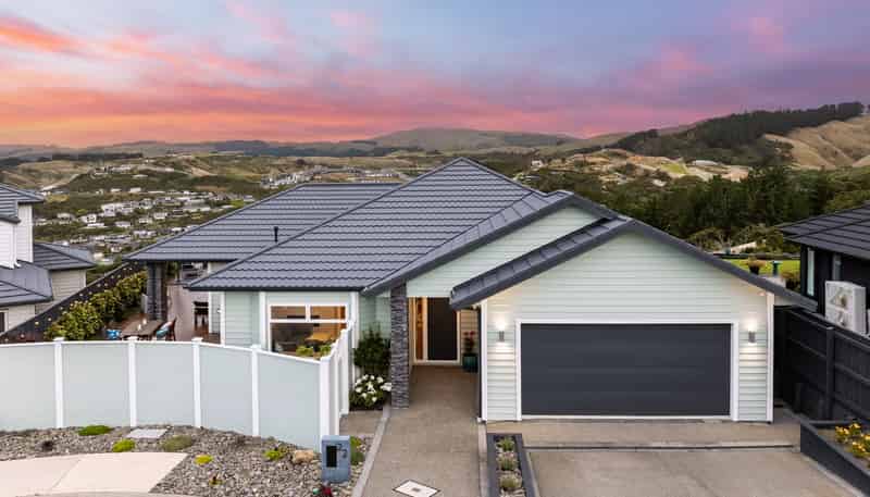 22 Topsail Way, Whitby