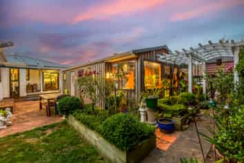 15 Glamis Avenue, Strathmore Park