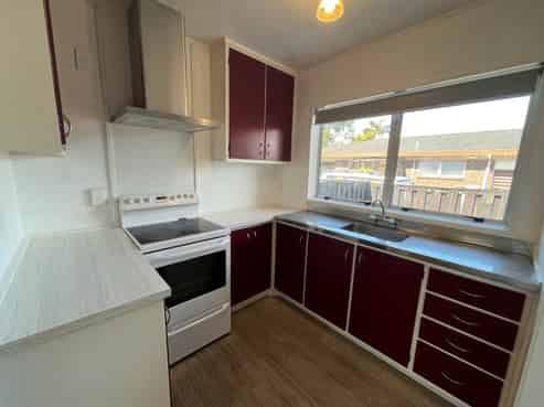 2/13 Latham Avenue, Pakuranga