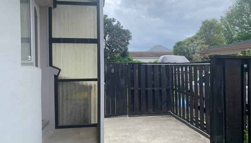 2/13 Latham Avenue, Pakuranga