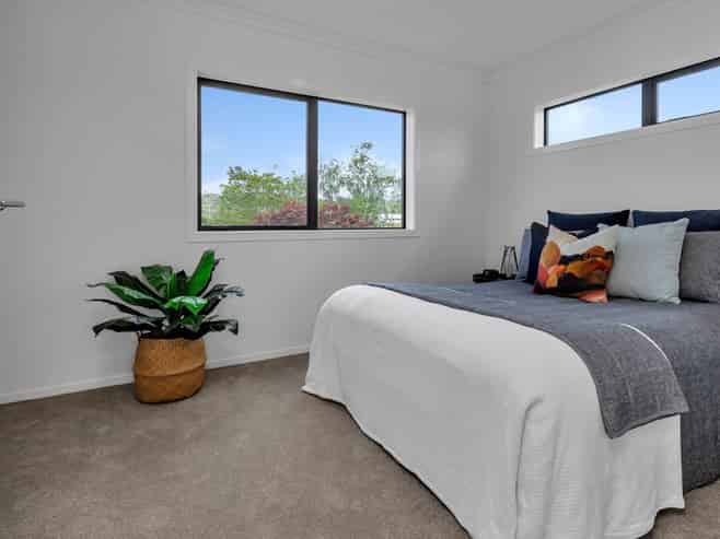 1 Simons Street, Kensington