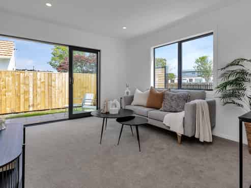 1 Simons Street, Kensington