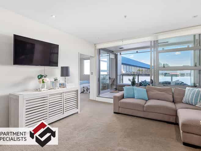 16 Huron Street, Takapuna
