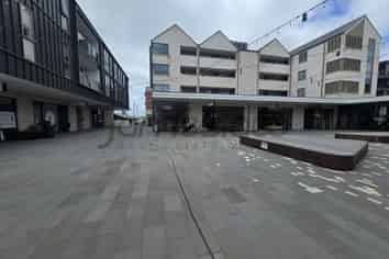 Standalone 160m2 Retail @ Long Bay Village