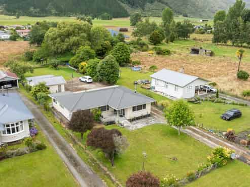 153 Fairfax Street, Murchison