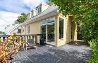 2/39 Onslow Road, Khandallah