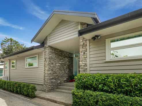 51 Churchouse Road, Greenhithe