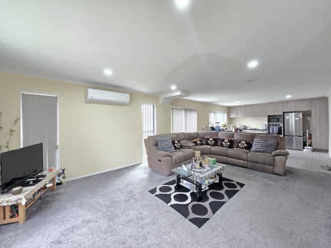 41 Glen Avenue, Papatoetoe