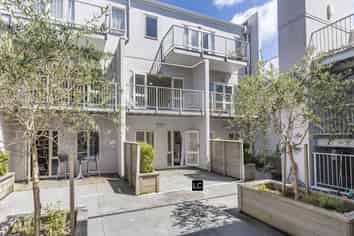 114/72 Herald Street, Berhampore