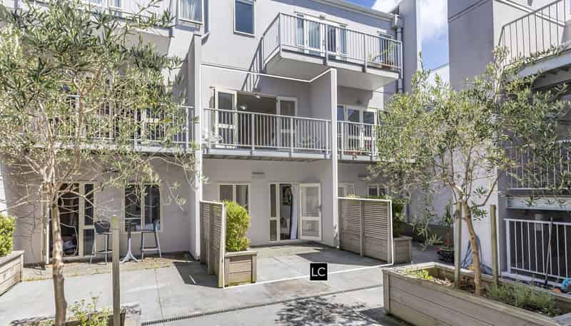 114/72 Herald Street, Berhampore