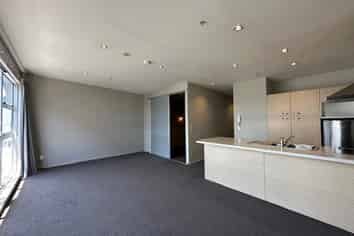 17/143 Carlton Gore Road, Newmarket