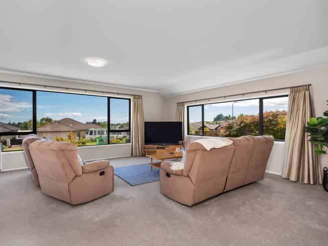 159 Rowesdale Drive, Ohauiti