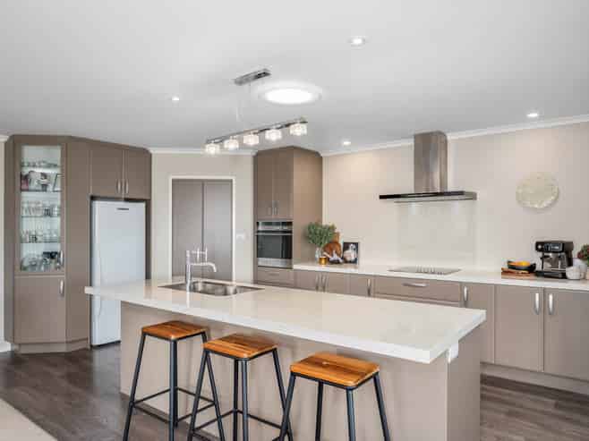 159 Rowesdale Drive, Ohauiti