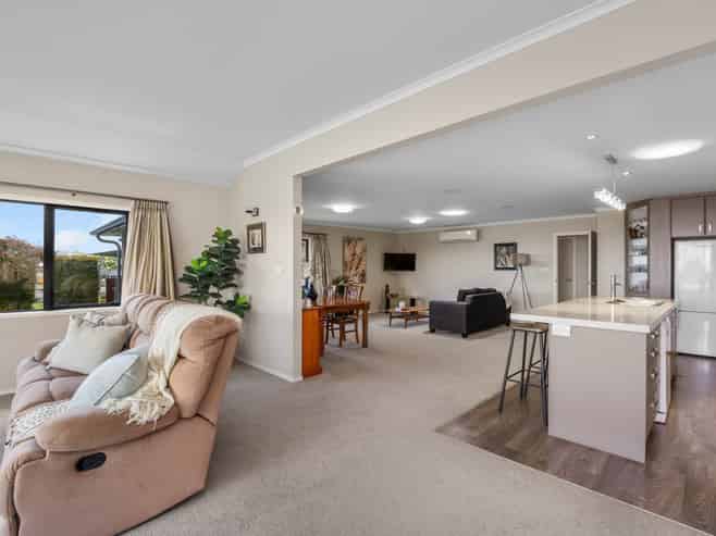 159 Rowesdale Drive, Ohauiti