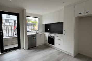 34 Ara Mara Hua, Henderson