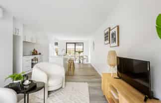 34 Ara Mara Hua, Henderson