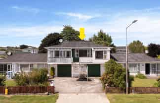 2/151 Moana Street, Rosedale