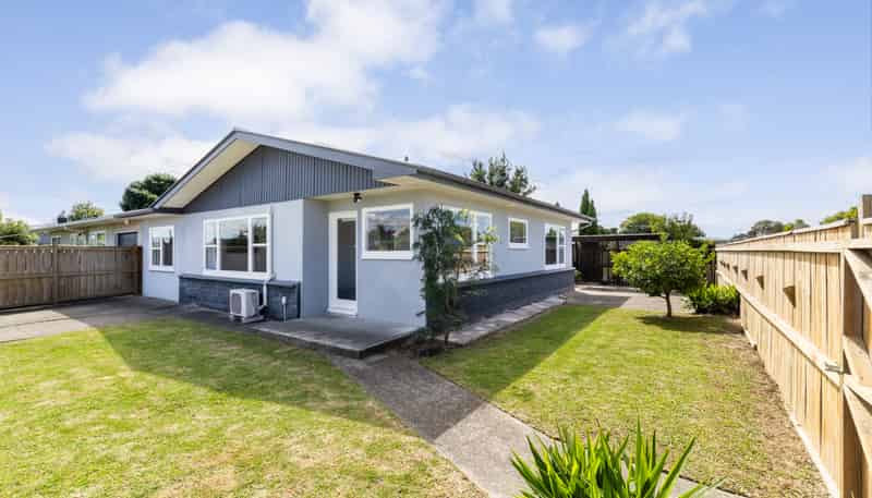 51 Clarence Cox Crescent, Pirimai