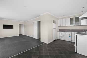 51 Clarence Cox Crescent, Pirimai