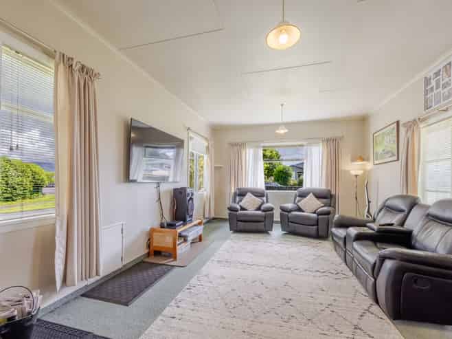 39 Hospital Street, Dannevirke