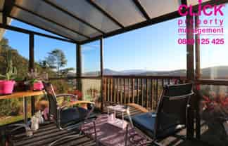 46 Columba Avenue, Calton Hill