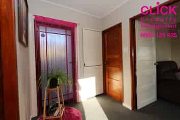 46 Columba Avenue, Calton Hill