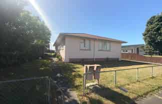 22  Desmond Road, Te Hapara