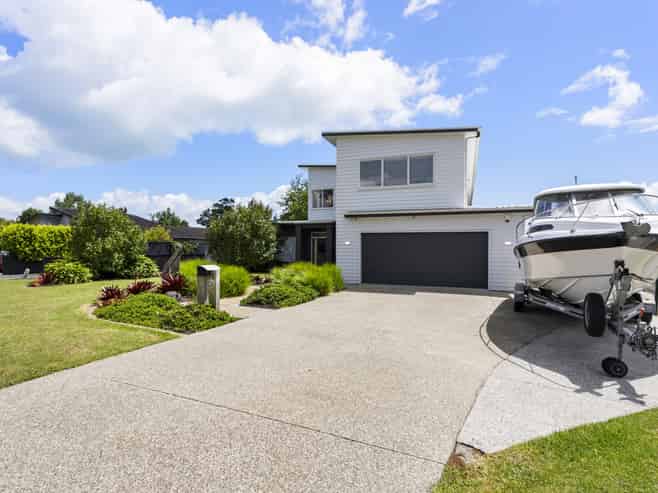29 Pony Park Place, Beachlands