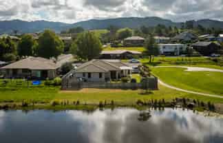 15 Uretara Drive, Katikati