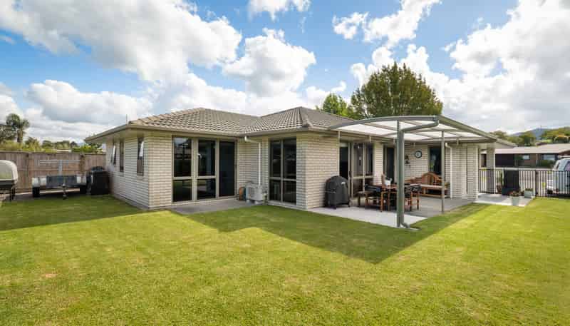 15 Uretara Drive, Katikati