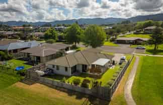 15 Uretara Drive, Katikati