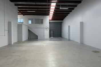 Tidy Modern Sydenham Industrial 