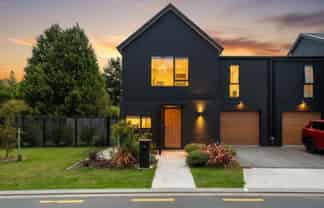 17 Reakes Crescent, Wallaceville