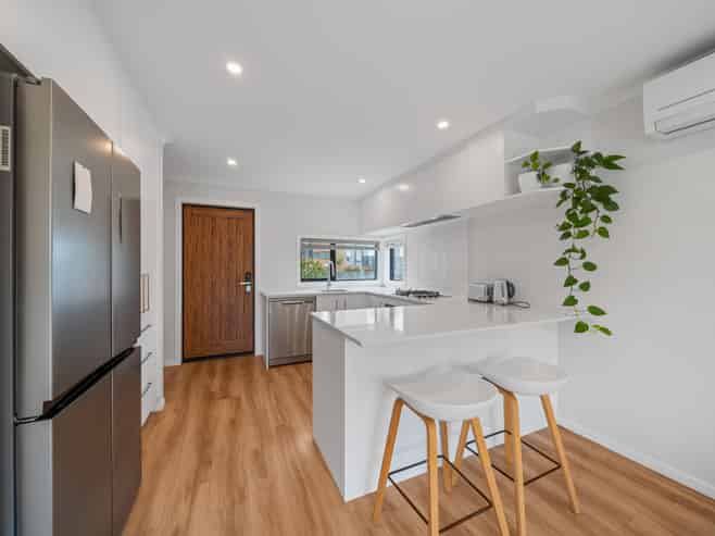 17 Reakes Crescent, Wallaceville