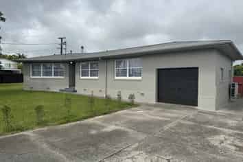 14 John Street, Levin