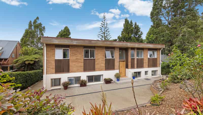 67 Daffodil Street, Titirangi