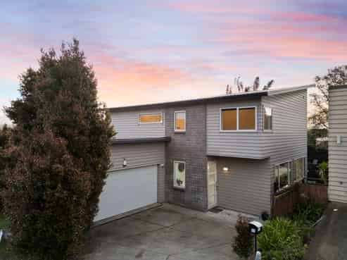 11 Sunshine Boulevard, Sunnyvale