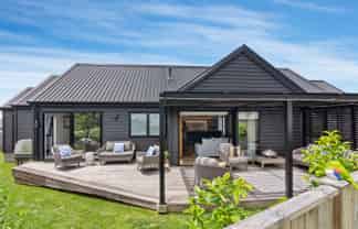 9 Koiora Lane, Long Bay